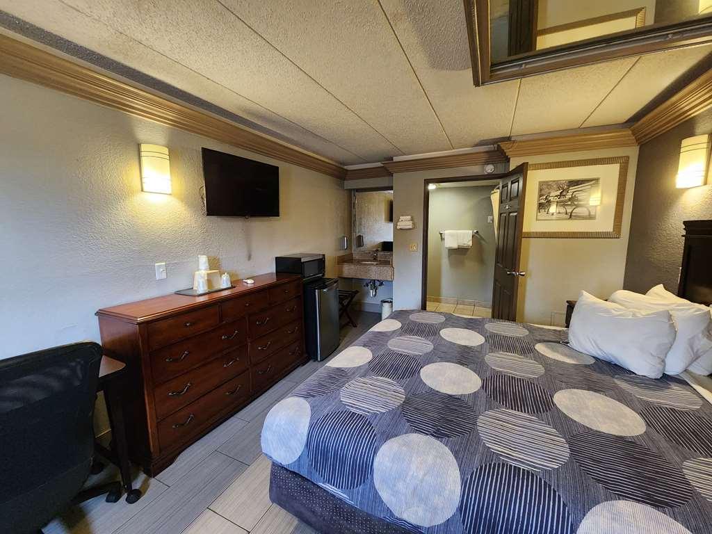 Americas Best Value Inn And Suites Little Rock Bilik gambar